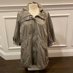 NWT Chico’s Zenergy zip up rain/fall jacket Chico’s size 3/US 16